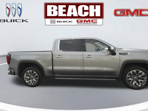 Used 2025 GMC Sierra 1500 Denali w/ Denali Reserve Package AWD/4WD image 2