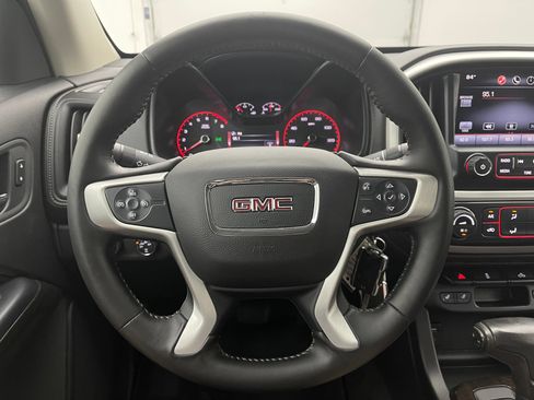 Used 2015 GMC Canyon SLT AWD/4WD image 18