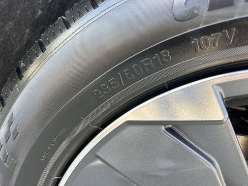 Used 2025 Nissan Rogue SV image 29