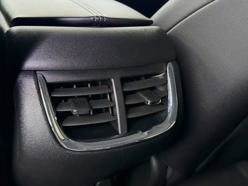 Used 2024 Chevrolet Malibu LT FWD image 23