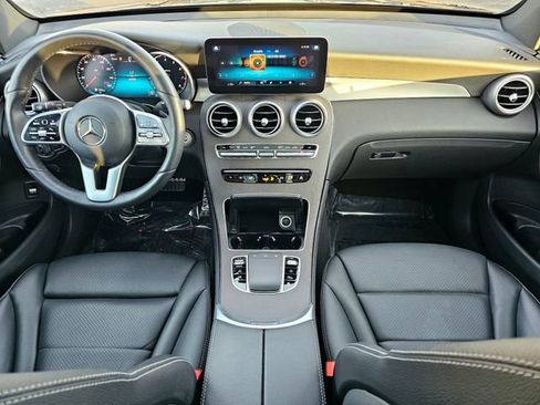 Used 2021 Mercedes-Benz GLC 300 GLC 300 image 26