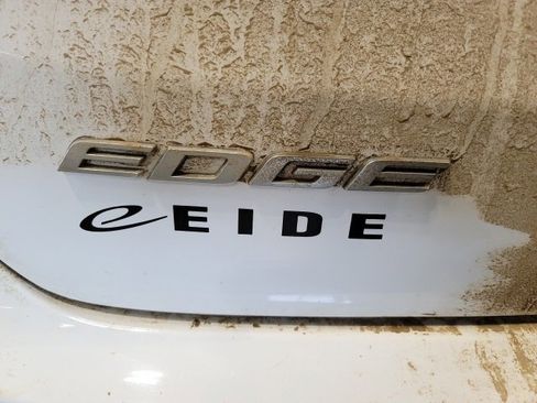 Used 2019 Ford Edge SEL w/ Equipment Group 201A image 16