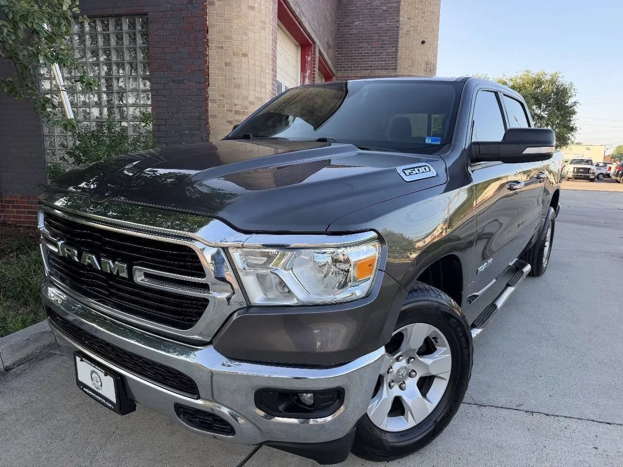 Used 2019 RAM 1500 Big Horn AWD/4WD image 2