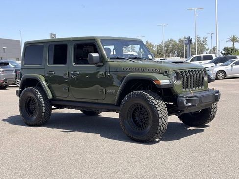 Used 2022 Jeep Wrangler Unlimited Rubicon AWD/4WD image 4