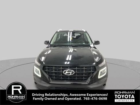 Used 2020 Hyundai Venue SEL w/ Convenience + Premium Package FWD image 9