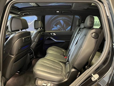 Used 2022 BMW X7 xDrive40i AWD/4WD image 24