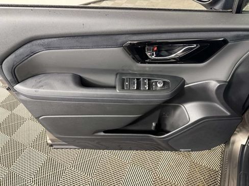 Certified 2025 Subaru Forester Limited AWD/4WD image 17
