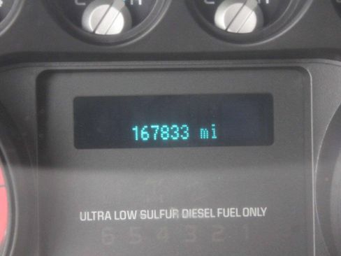 Used 2011 Ford F250 XLT w/ XLT Appearance Pkg AWD/4WD image 8