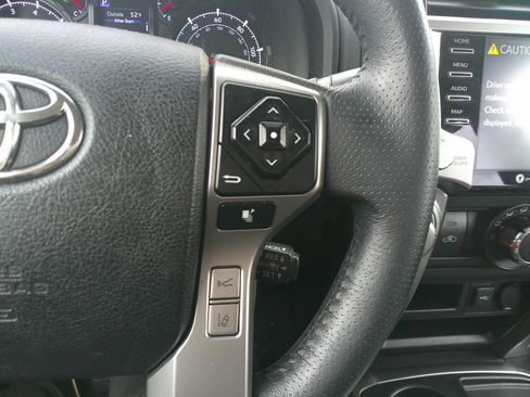 Used 2021 Toyota 4Runner SR5 image 20