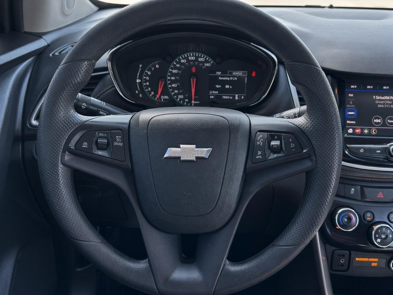 Used 2021 Chevrolet Trax LT FWD image 17
