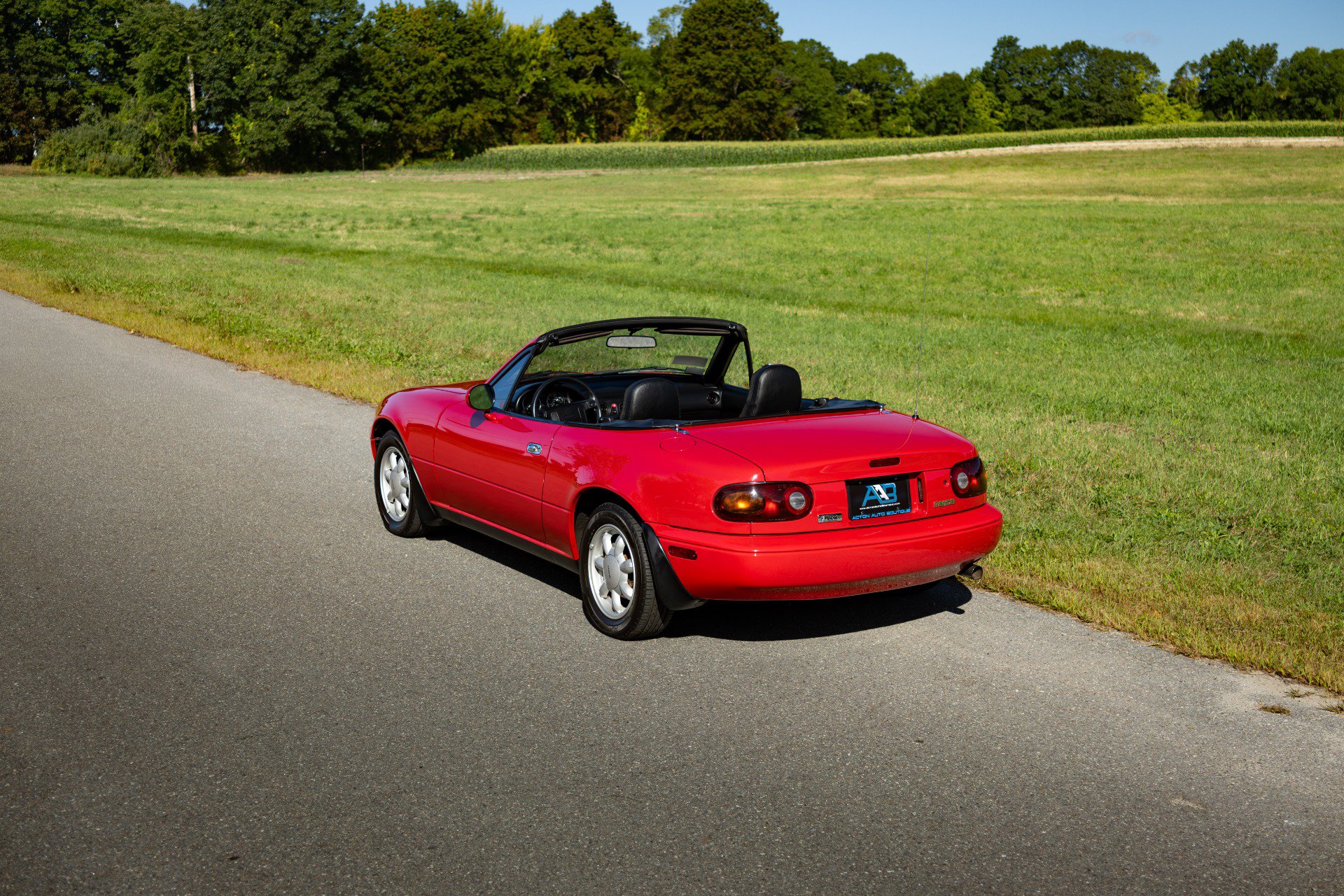 Used 1990 MAZDA MX-5 Miata RWD image 4