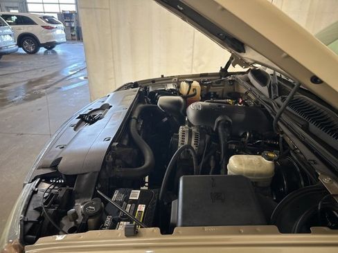 Used 2006 Chevrolet Silverado 1500 LT w/ Light Duty Power Package image 29