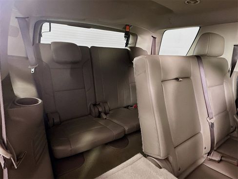 Used 2018 Chevrolet Tahoe LT image 35
