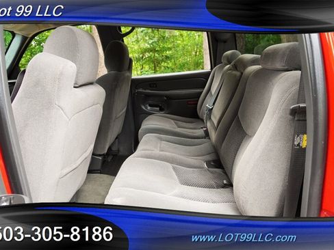 Used 2007 Chevrolet Silverado 2500 LT w/ Onstar Plus Package AWD/4WD image 15
