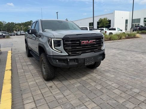 Used 2024 GMC Sierra 1500 AT4X AWD/4WD image 4