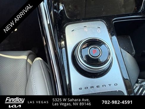 Certified 2023 Kia Sorento SX Prestige AWD/4WD image 12