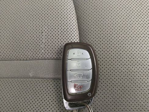 Used 2016 Hyundai Sonata Limited w/ Option Group 05 FWD image 32