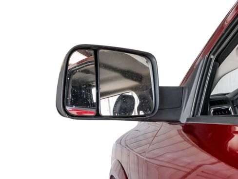 Used 2017 RAM 2500 Laramie w/ Sport Appearance Group AWD/4WD image 37