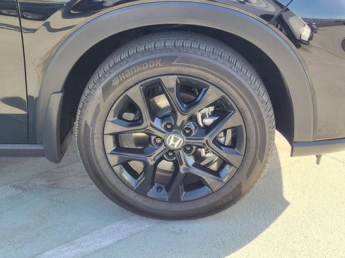 Certified 2025 Honda HR-V Sport image 5