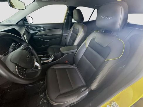 Used 2024 Chevrolet Trax ACTIV FWD image 19