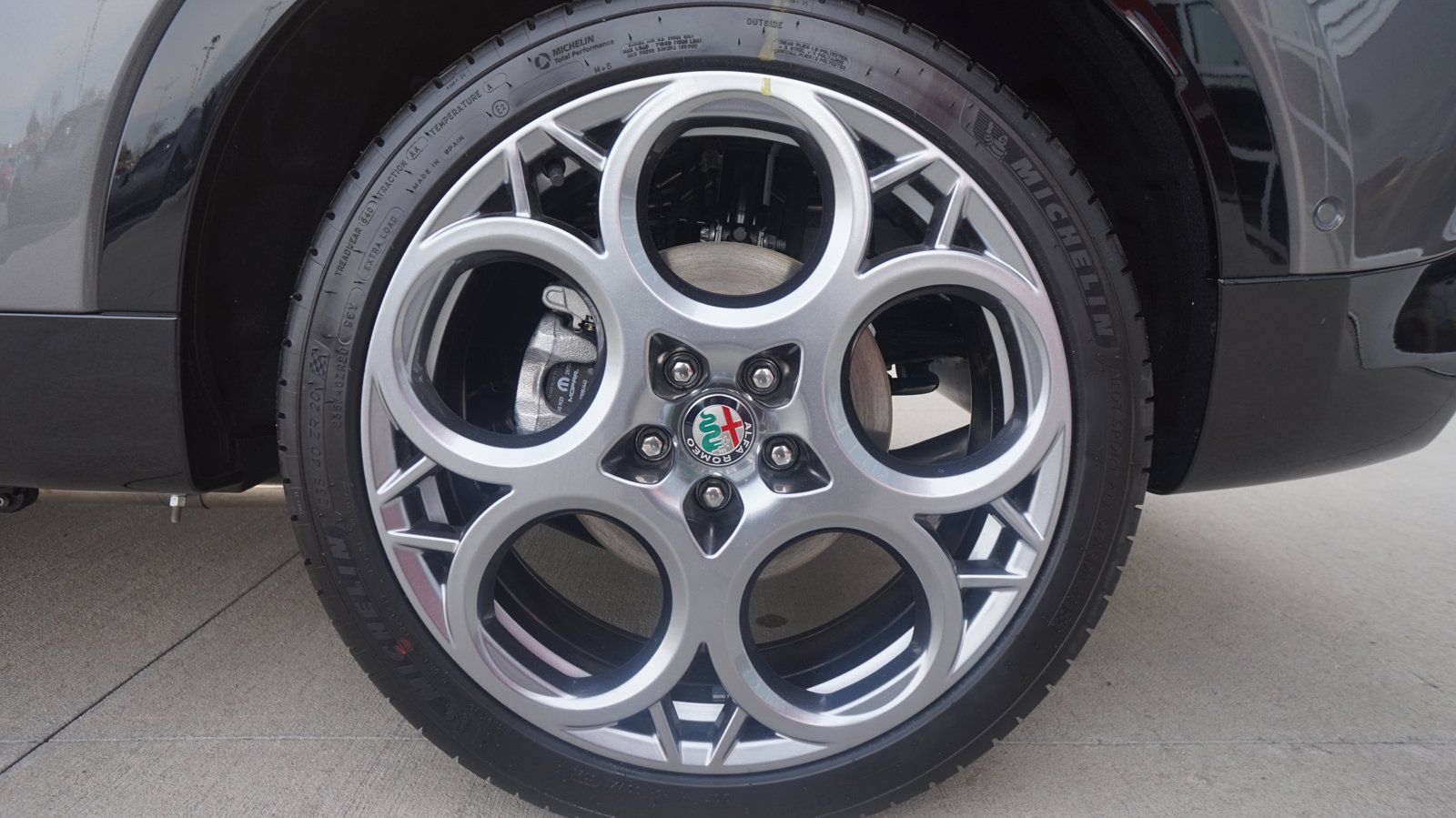 Used 2024 Alfa Romeo Tonale Ti w/ Active Assist Package AWD/4WD image 8