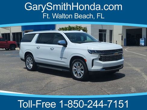 Used 2021 Chevrolet Suburban Premier w/ Premium Package RWD image 1