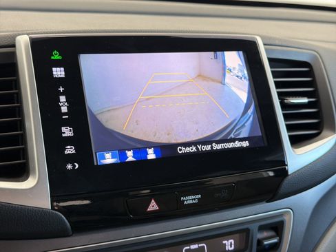 Used 2016 Honda Pilot EX image 24