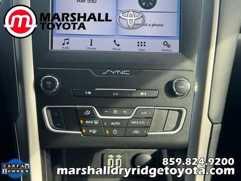 Used 2019 Ford Fusion SE image 22