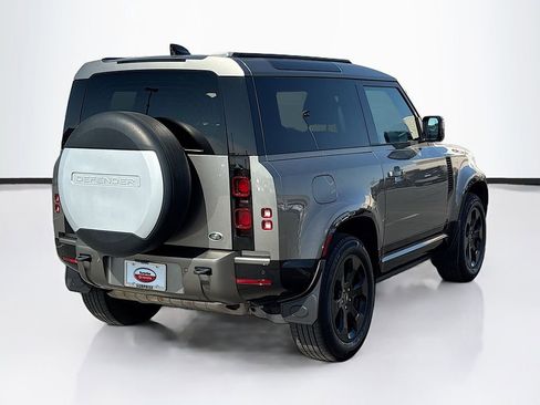 Used 2022 Land Rover Defender 90 X-Dynamic SE AWD/4WD image 5