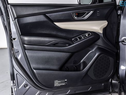 Used 2020 Subaru Ascent Limited w/ Popular Package #2 image 16