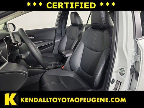 Certified 2025 Toyota Corolla XLE image 17