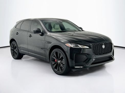 Used 2026 Jaguar F-PACE R-Dynamic S AWD/4WD image 3