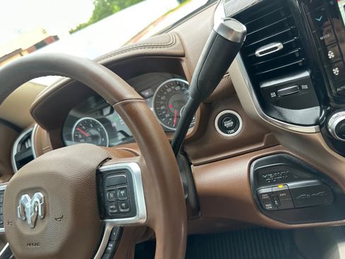 Used 2020 RAM 2500 Laramie image 34