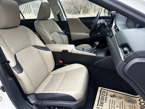 Used 2019 Lexus ES 350 w/ Premium Package image 22