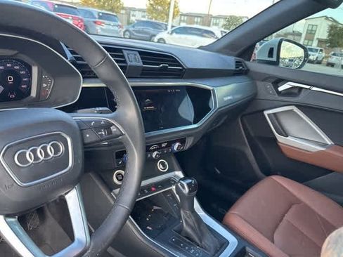 Used 2023 Audi Q3 2.0T Premium Plus w/ Premium Plus Package image 19