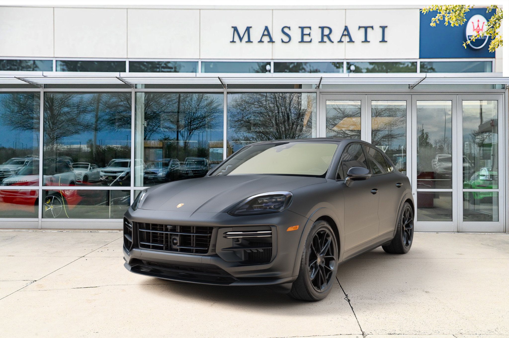 Used 2024 Porsche Cayenne Turbo GT AWD/4WD image 1