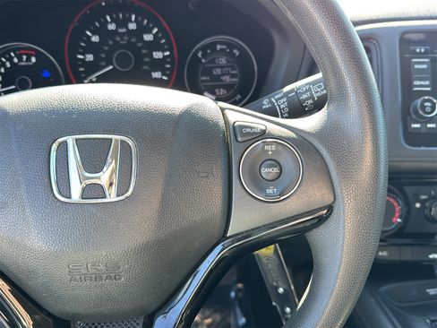 Used 2016 Honda HR-V LX image 15