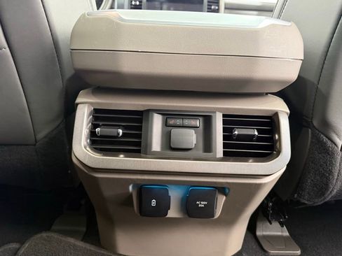 Used 2024 Ford F150 Platinum w/ Equipment Group 703A Plus AWD/4WD image 30