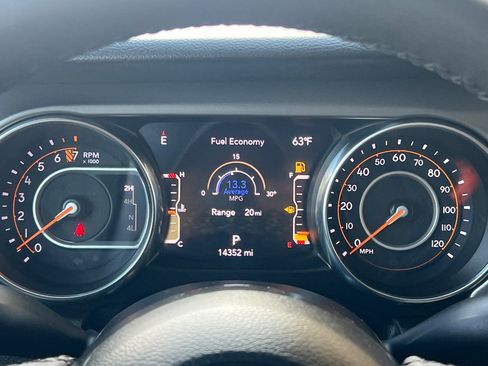 Used 2023 Jeep Gladiator Sport AWD/4WD image 23
