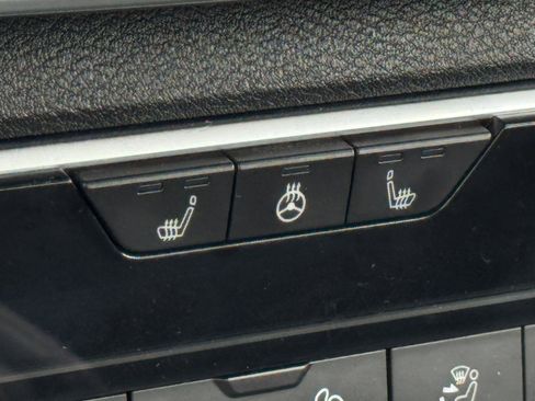 Used 2019 Nissan Altima 2.5 SV FWD image 17