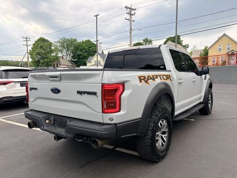 Used 2017 Ford F150 Raptor w/ Equipment Group 802A Luxury AWD/4WD image 5