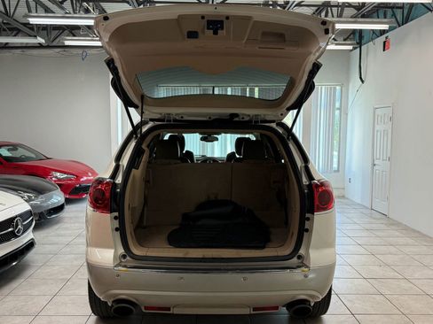 Used 2012 Buick Enclave Leather FWD image 21