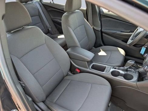 Used 2019 Chevrolet Cruze LS w/ LS Fleet Convenience Package image 21