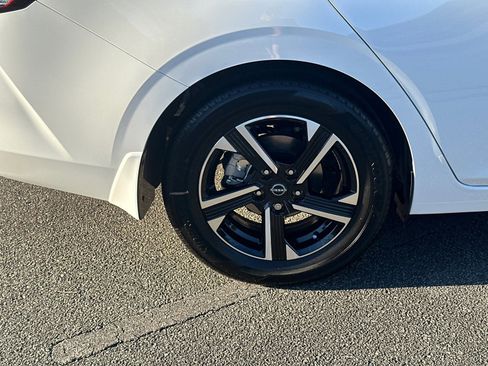 New 2025 Nissan Sentra SV image 17