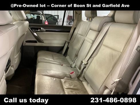 Used 2014 Lexus GX 460 w/ Premium Package AWD/4WD image 24