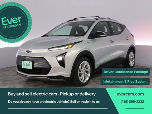 Used 2023 Chevrolet Bolt EUV LT w/ Driver Confidence Package FWD image 1
