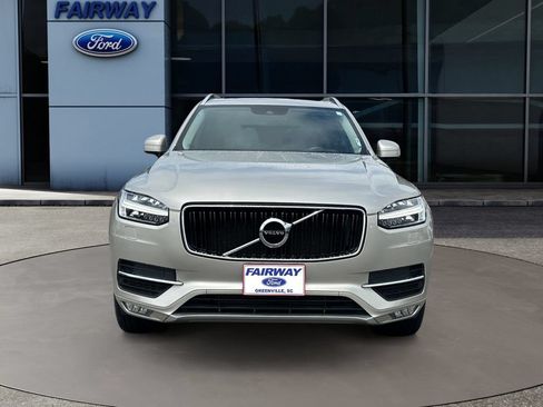 Used 2018 Volvo XC90 T6 Momentum w/ Momentum Plus Package AWD/4WD image 2