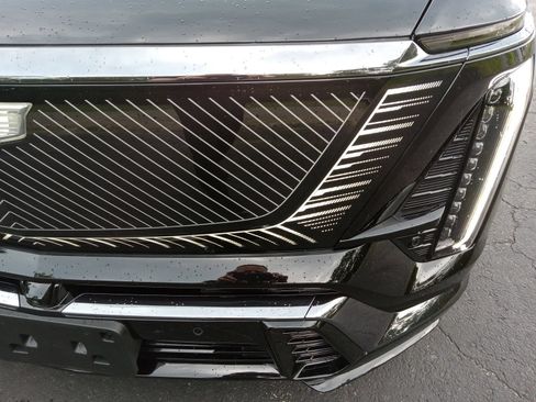 New 2026 Cadillac Vistiq Sport AWD/4WD image 7