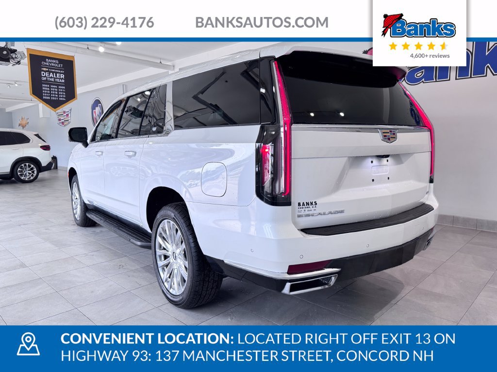 Certified 2024 Cadillac Escalade ESV Premium Luxury w/ Performance Package AWD/4WD image 5