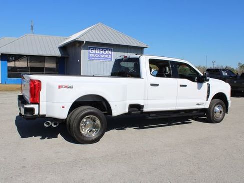 Used 2024 Ford F350 XLT w/ FX4 Off-Road Package image 12